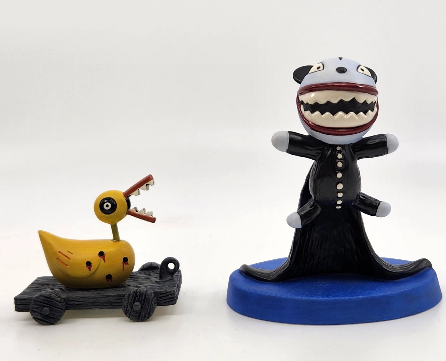 WDCC Scary Teddy & Killer Duck Predatory Presents - 4004977 From
