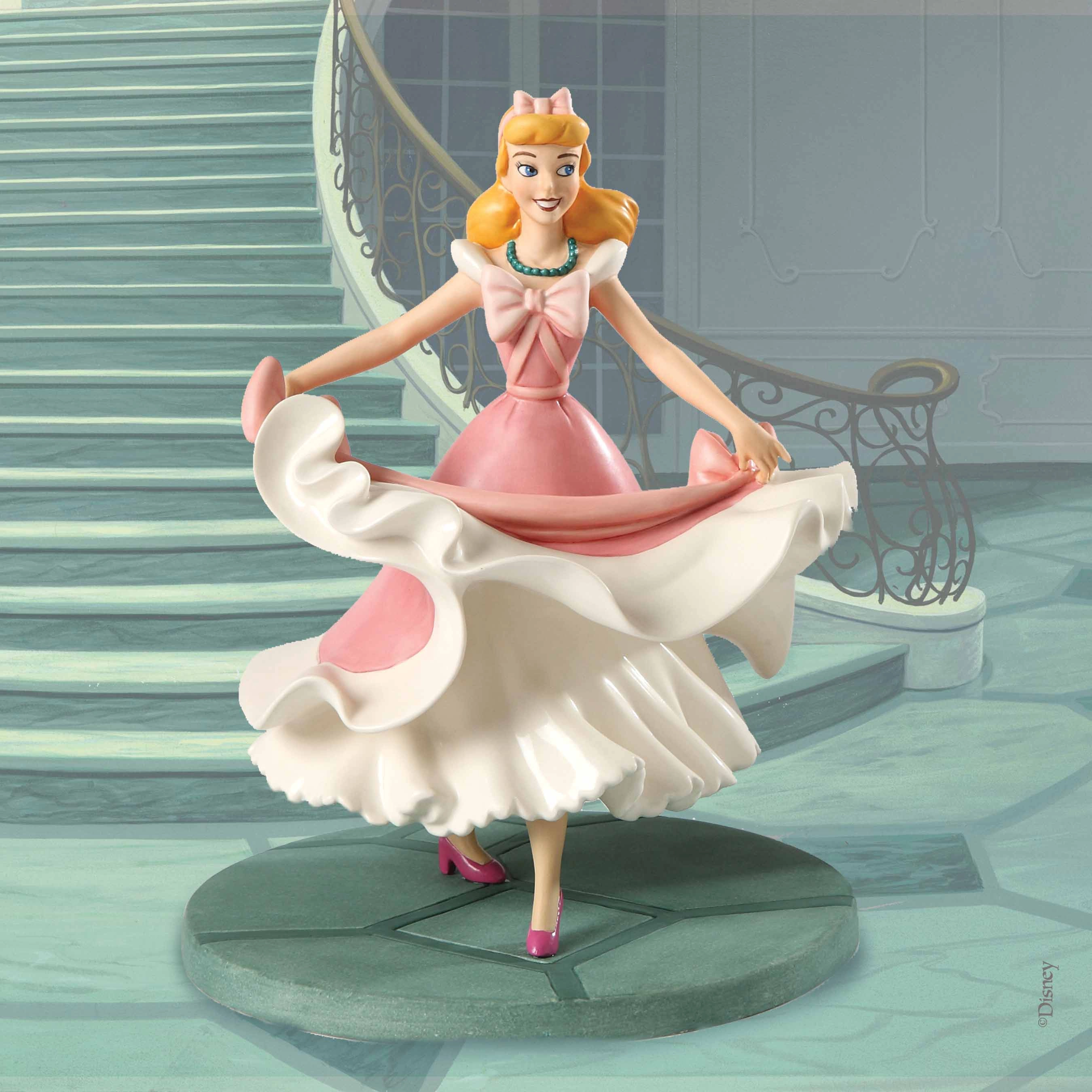 WDCC ディズニーシンデレラ WDCC Cinderella Isn't it Lovely? Do you like it? - 4021811